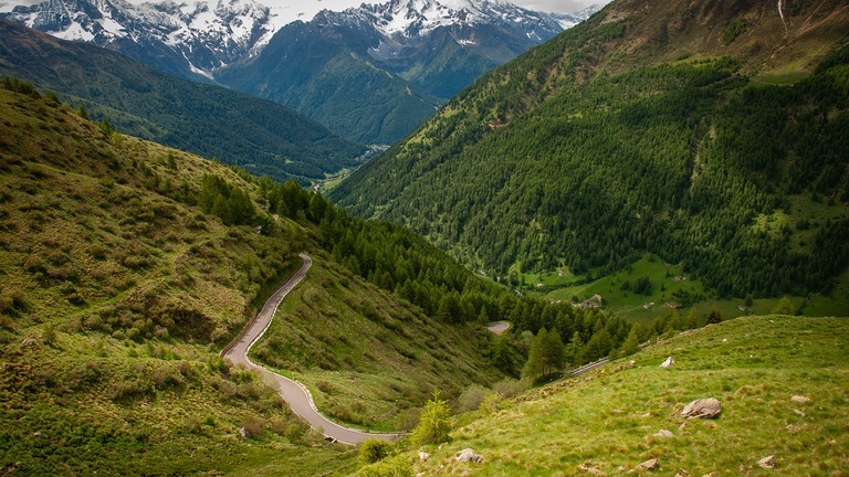 The Transalps in search of the Dahu